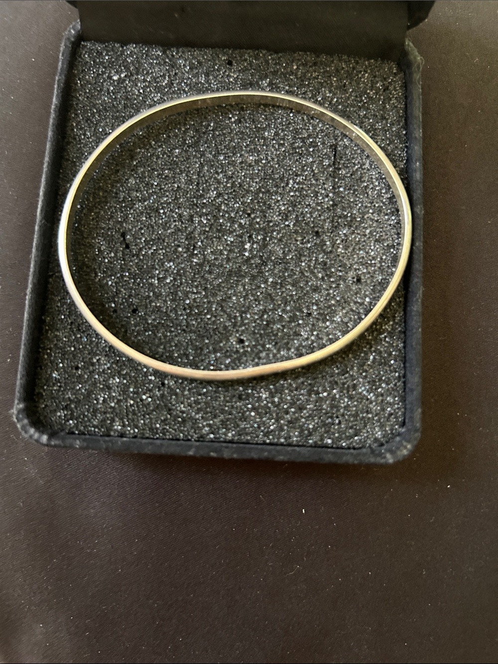 Simple SterlingSilver Bangle Bracelet. - Picture 5 of 6